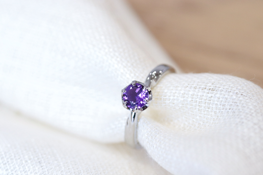 kobo-jewellery-web-amethyst-solitaire-engagement-ring