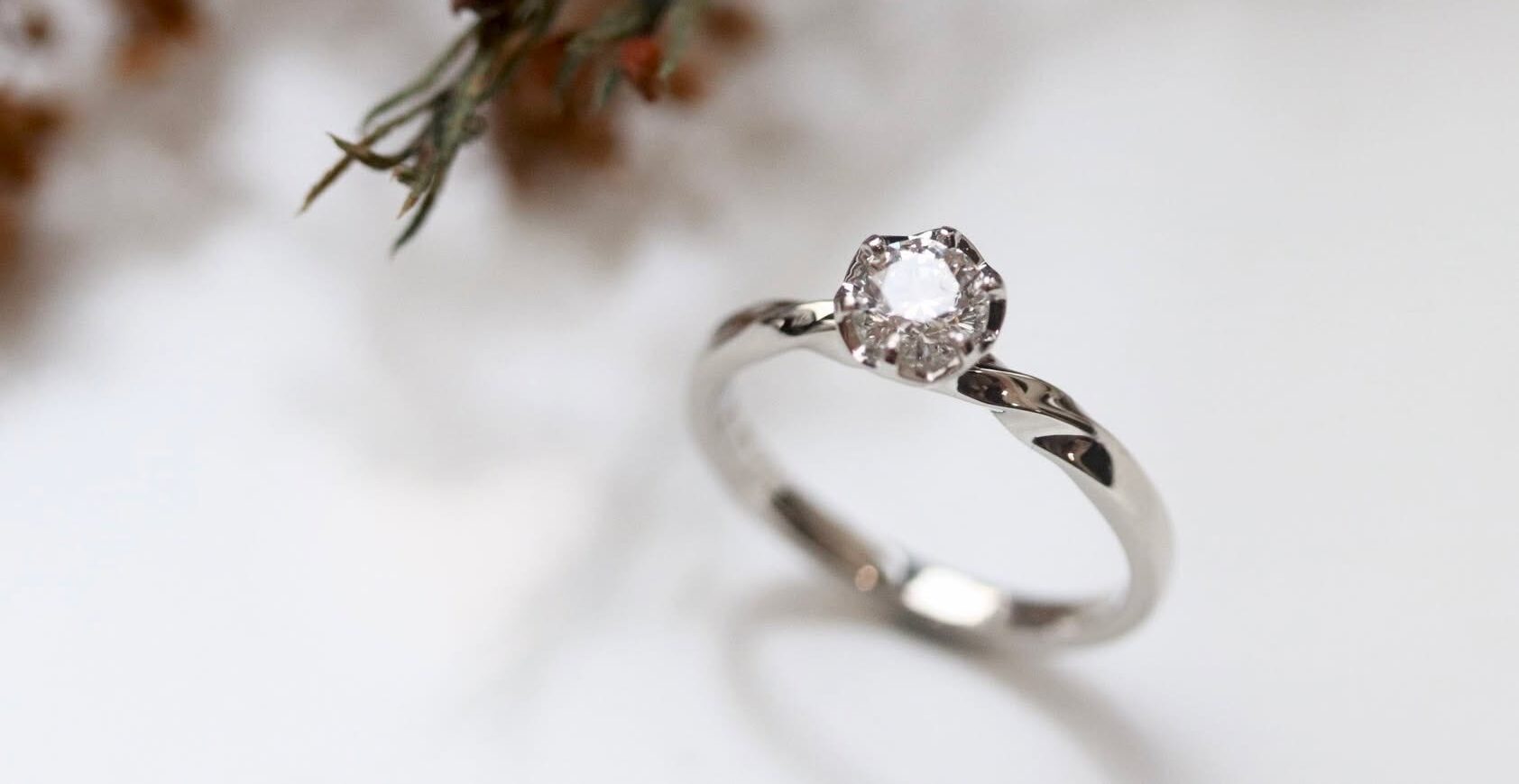 kobo-jewellery-solitaire-engagement-ring