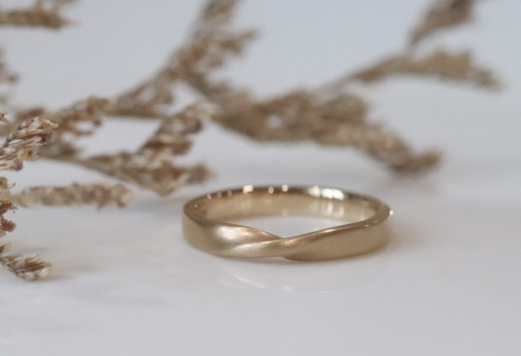 KOBO Wedding Ring Workshop - Single Twist